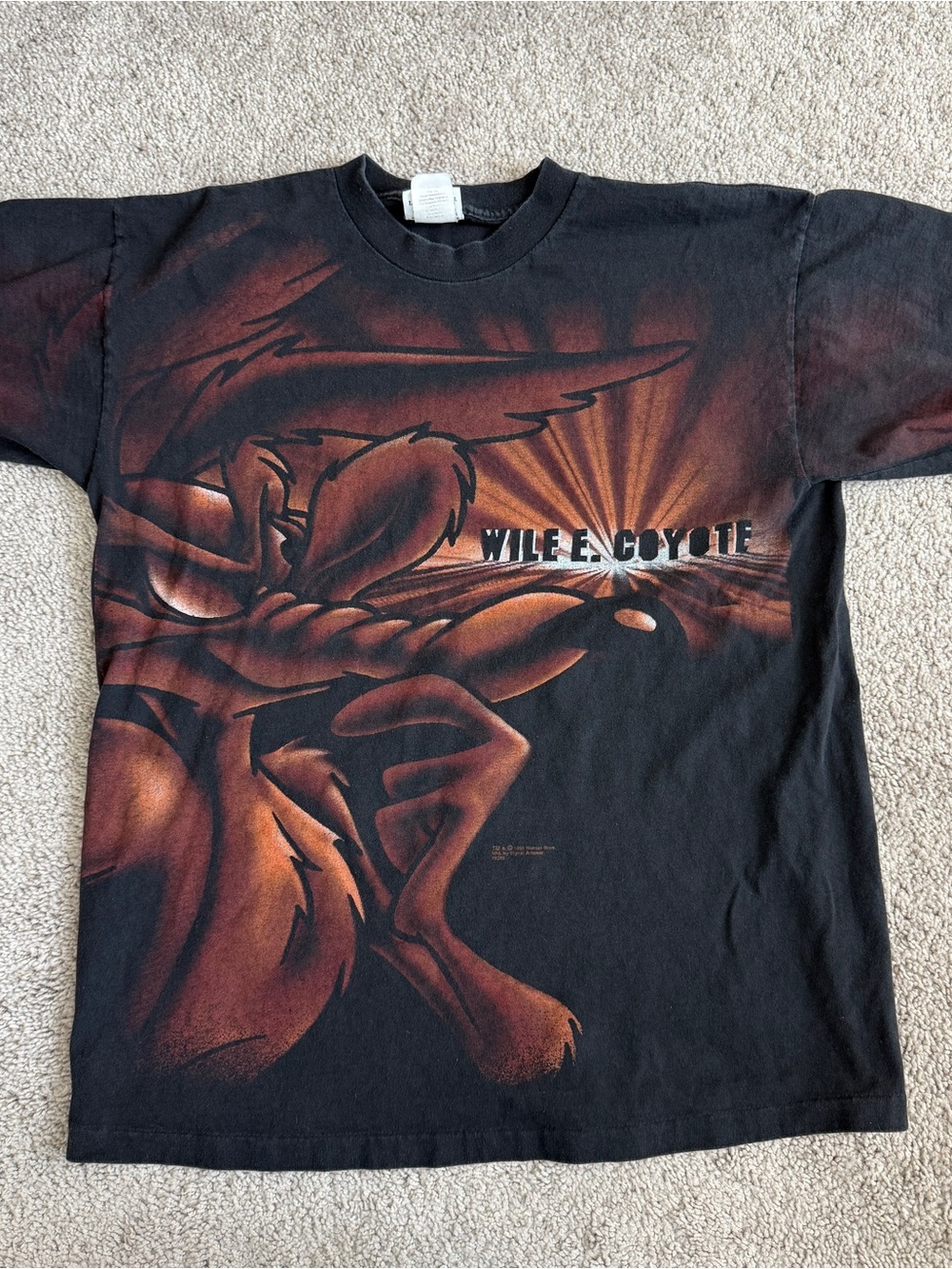 Vintage 1990’s Wile E. Coyote Looney Tunes All Over Print T Shirt Large